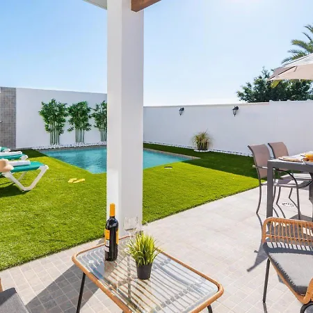 Casa Romero By Ruralidays * נרחה